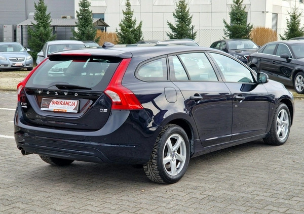 Volvo V60 cena 55900 przebieg: 186900, rok produkcji 2018 z Resko małe 781